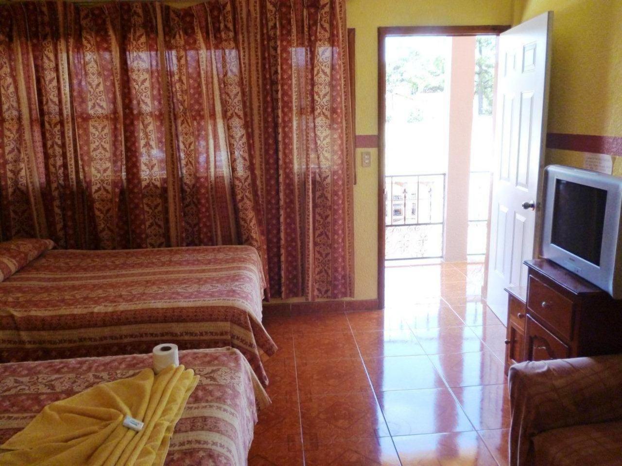 Hotel Casa Morada Comitan de Dominguez Ruang foto